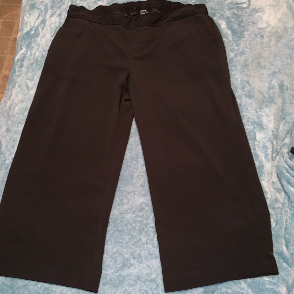 High Waisted Capri Pants